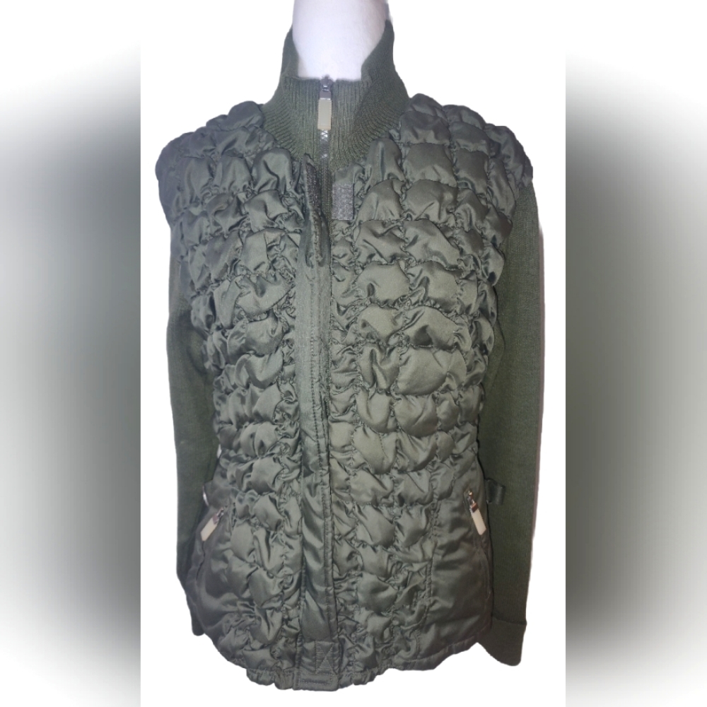 Women's Long Sleeve Zipper Puffer Jacket